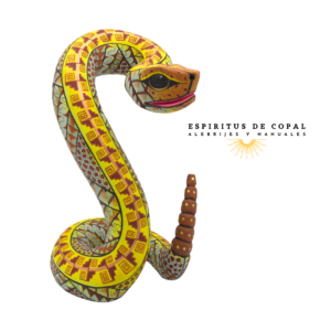 Alebrije Serpiente Cascabel Zapoteca Tallado en Madera de Copal | Espíritus de Copal Oaxaca