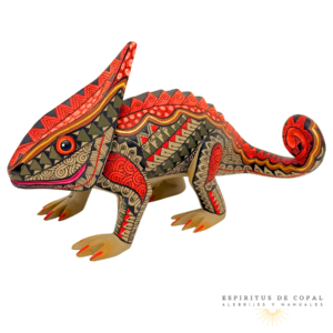 Alebrije Camaleón / Tallado en Madera de Copal / Espíritus de Copal / Oaxaca