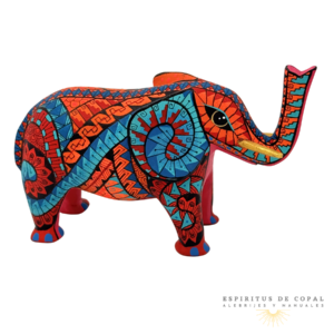 Alebrije Elefante / Tallado en Madera de Copal / Espíritus de Copal / Oaxaca