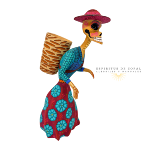 Alebrije Catrina Zapoteca / Tallada en Madera de Copal / Espíritus de Copal / Oaxaca
