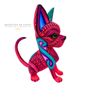 Alebrije Perro Chihuahueño / Tallado en madera de copal / Espíritus de Copal / Oaxaca