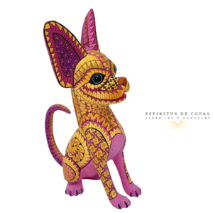 Alebrije Perro Chihuahueño / Tallado en madera de copal / Espíritus de Copal / Oaxaca