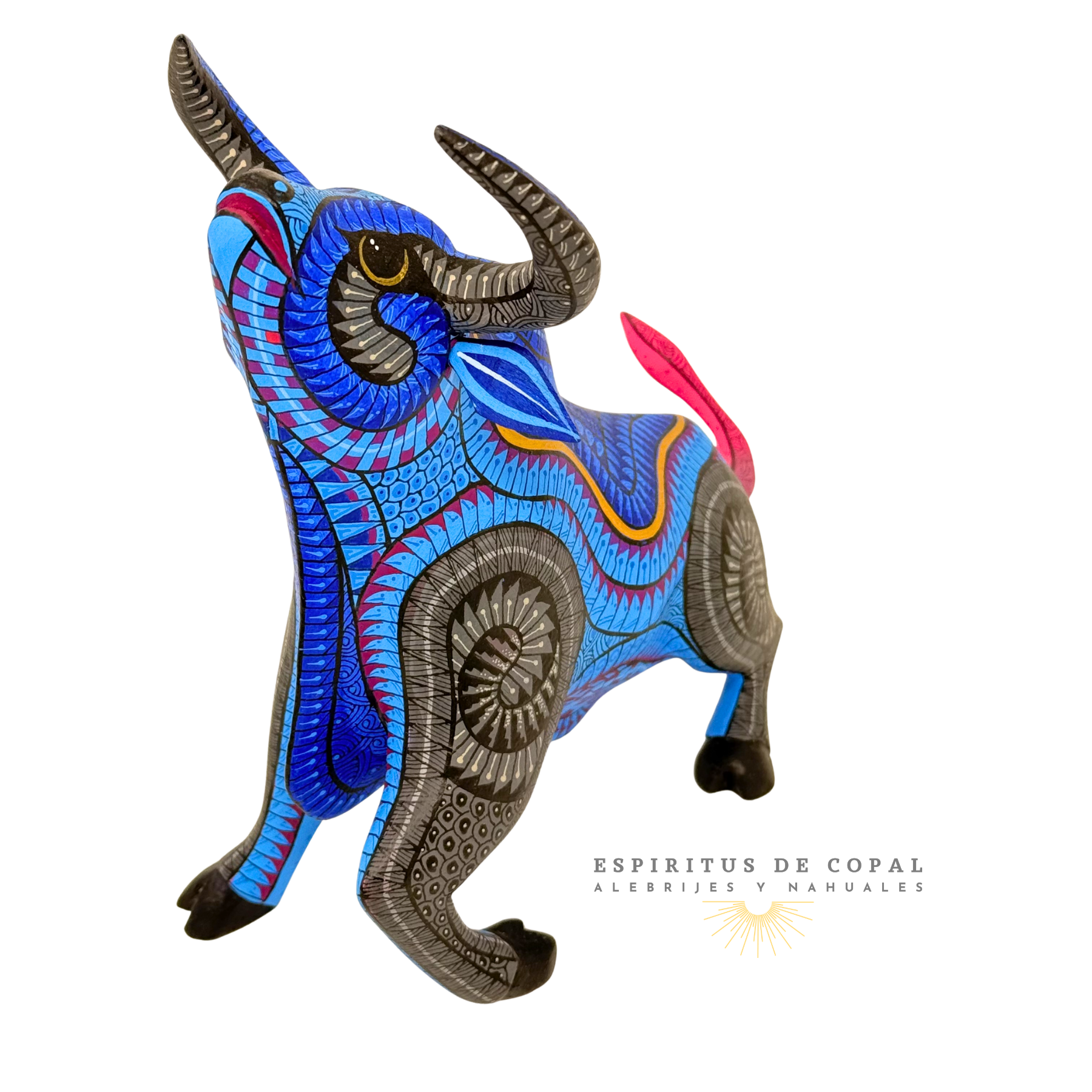 Alebrije Toro / Fuerza Serena / Tallado en madera de copal / Espíritus de Copal / Oaxaca - Image 5