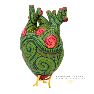 Corazón Mexicano / Tallado en madera de copal / Espíritus de Copal / Oaxaca