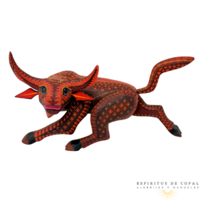 Alebrije Toro Zapoteca / Tallado en Madera de Copal / Espíritus de Copal / Oaxaca