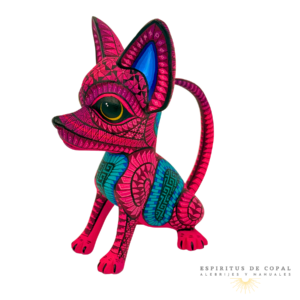 Alebrije Perro Chihuahua / Tallado en Madera de Copal / Espíritus de Copal / Oaxaca