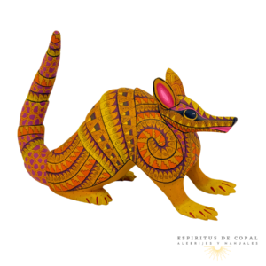 Alebrije Armadillo Zapoteca / Tallado en Madera de Copal / Espíritus de Copal / Oaxaca