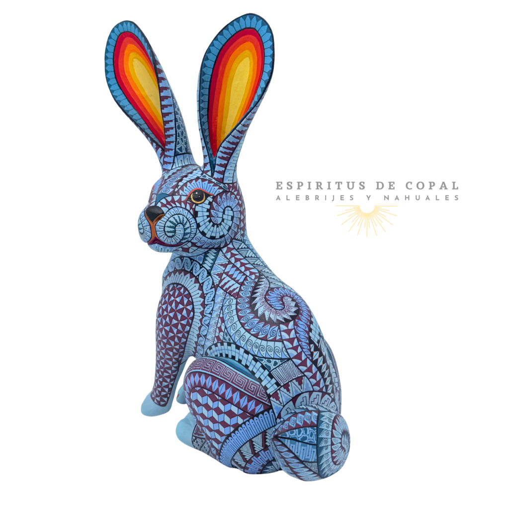 Conejo: Alebrije de conejo tallado en madera de copal de Oaxaca